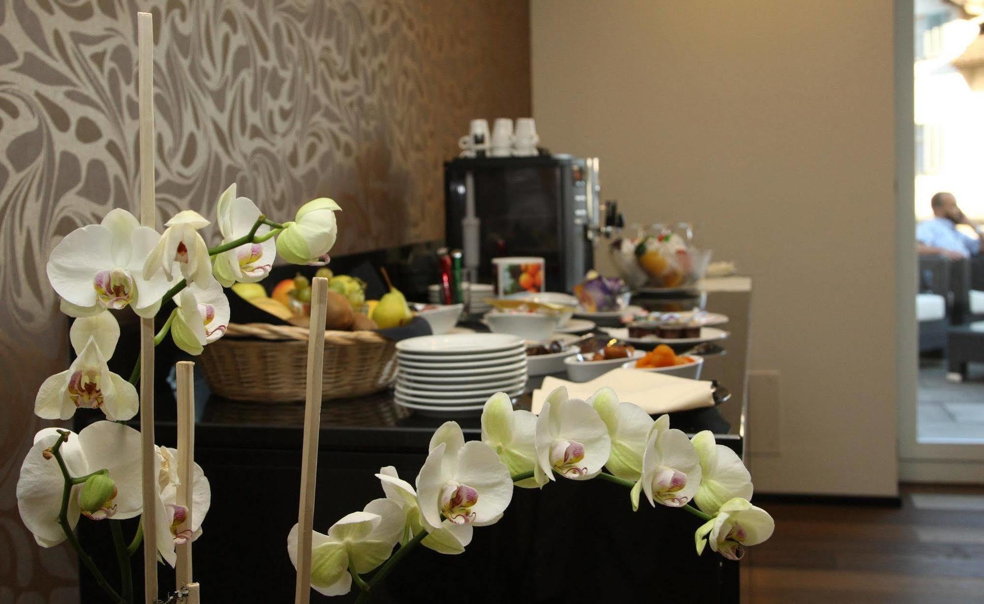 Hotel Uzwil Екстериор снимка