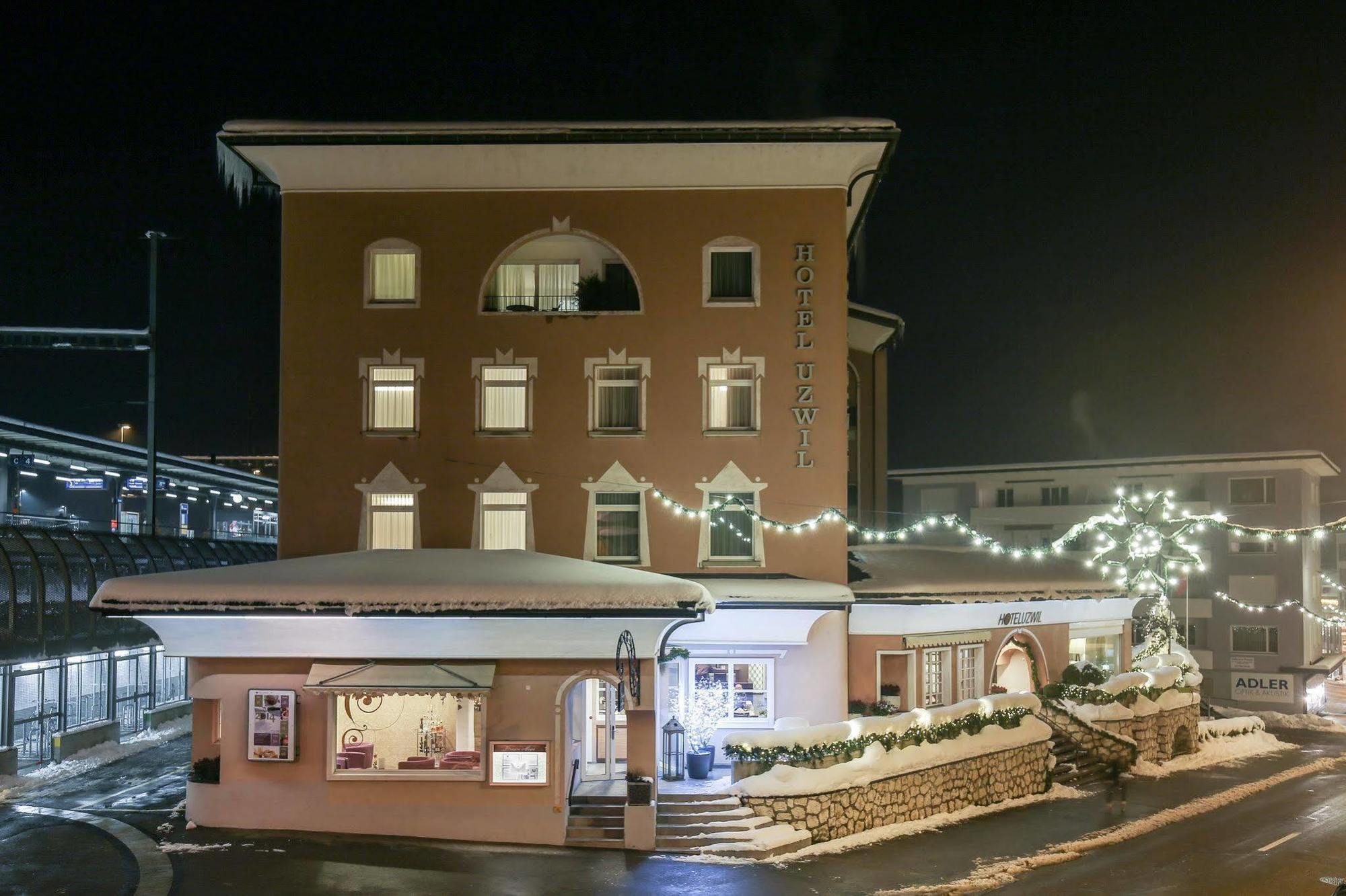 Hotel Uzwil Екстериор снимка