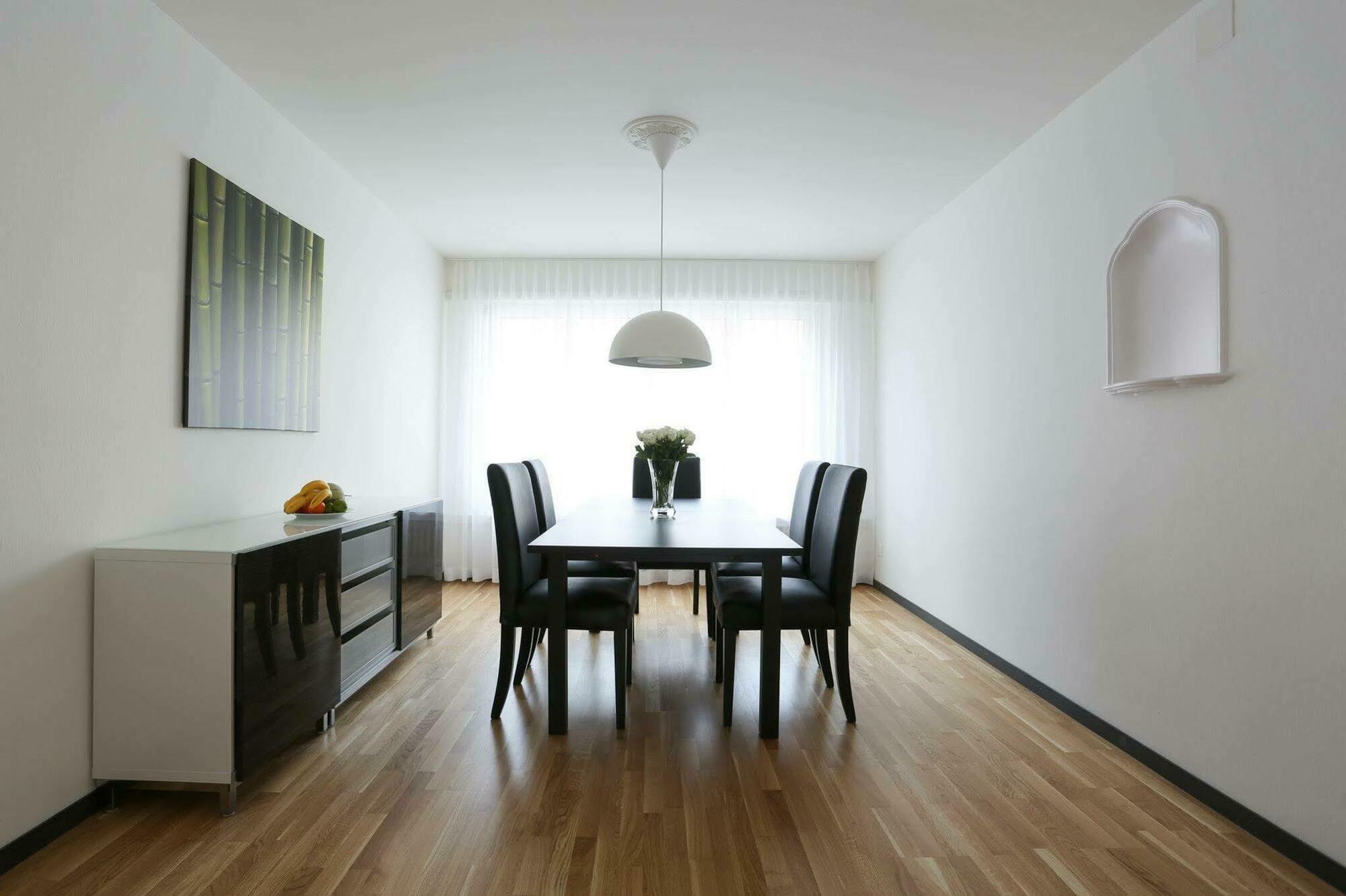 Hotel Uzwil Екстериор снимка